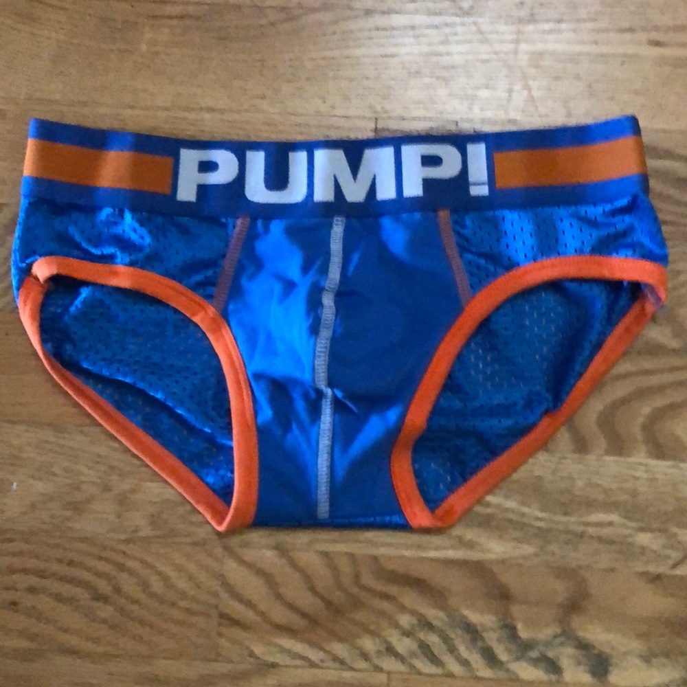 NWOT Pump Small Men’s Blue and Orange Brief